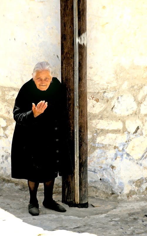 有关人, 严肃, 垂直拍摄的免费素材图片