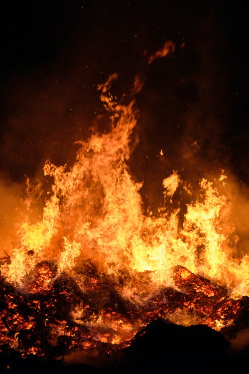 有关地狱, 垂直拍摄, 大火的免费素材图片