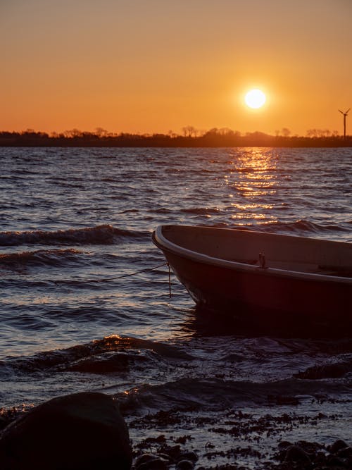 有关划艇, 垂直拍摄, 太阳的免费素材图片