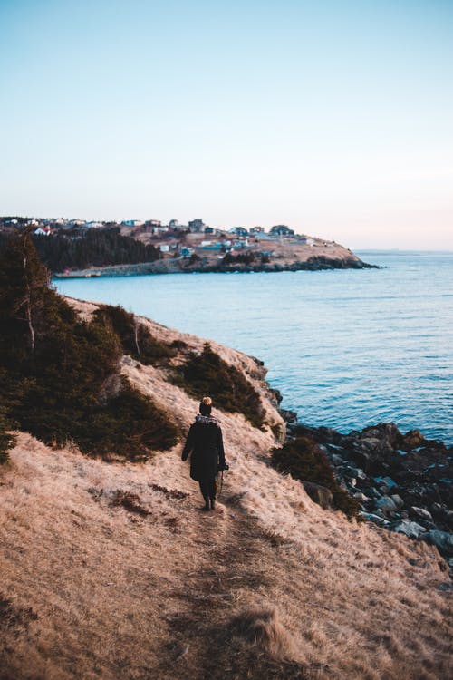 有关不均匀的, 不露面, 全身的免费素材图片