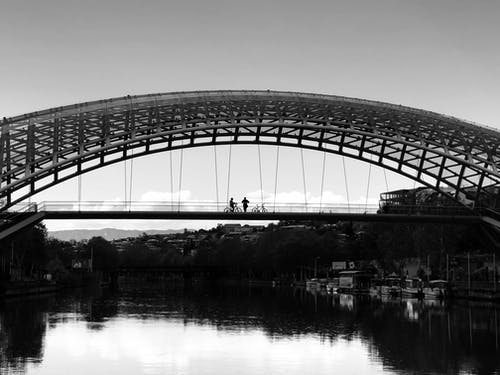 有关反射, 单色, 户外的免费素材图片