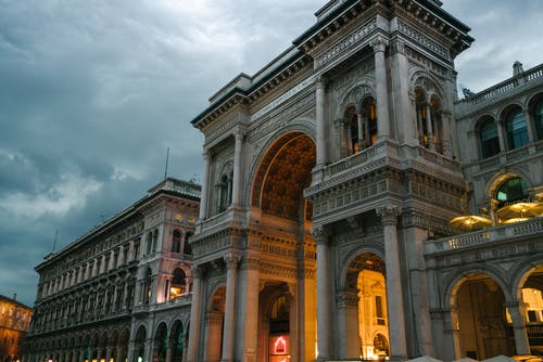 有关galleria vittorio emanuele, 中央, 从下面的免费素材图片