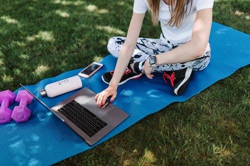 有关3C用品, MacBook, 互联网的免费素材图片