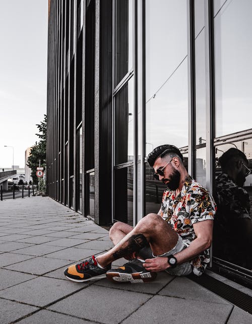 有关人, 人行道, 休息的免费素材图片