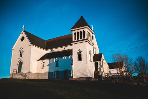有关不均匀的, 乾的, 从下面的免费素材图片