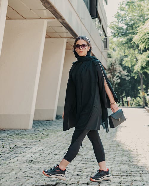 有关全景, 全身, 出现的免费素材图片