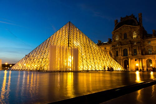 有关光, 卢浮宫博物馆, 反射的免费素材图片