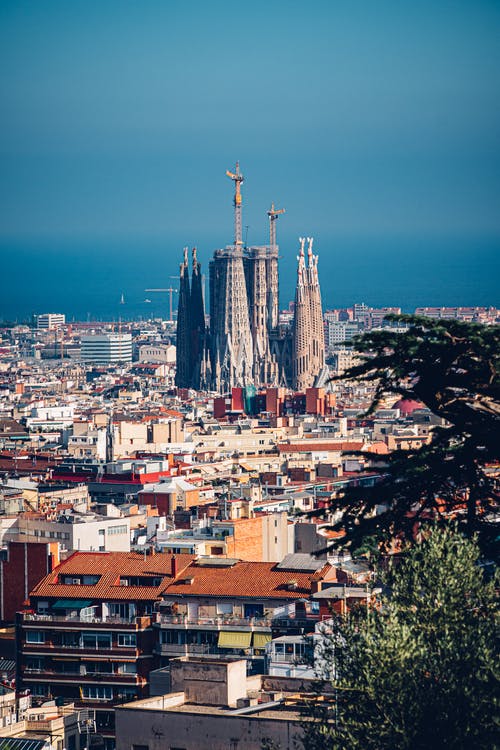 有关sagrada familia, 地标, 垂直拍摄的免费素材图片