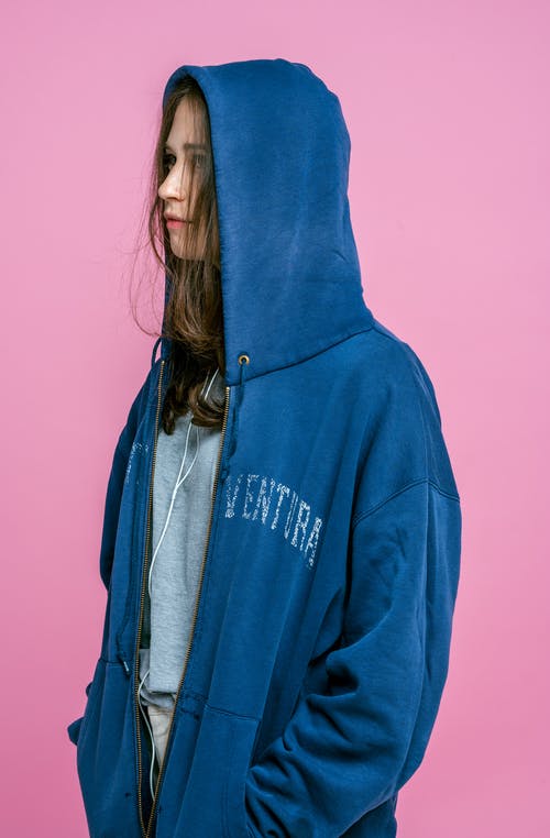 有关垂直拍摄, 夾克, 女人的免费素材图片