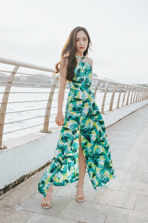 有关不情绪化, 优雅, 全身的免费素材图片