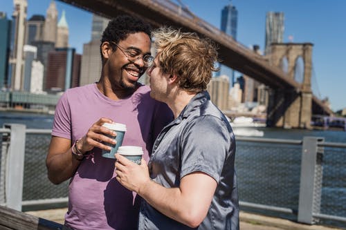 有关一对, 一起, 乱放电的免费素材图片