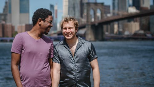 有关一对, 一起, 人们微笑的免费素材图片