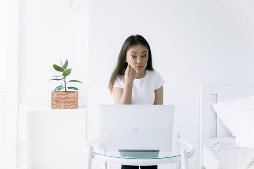 有关涂抺, 女人, 室内植物的免费素材图片