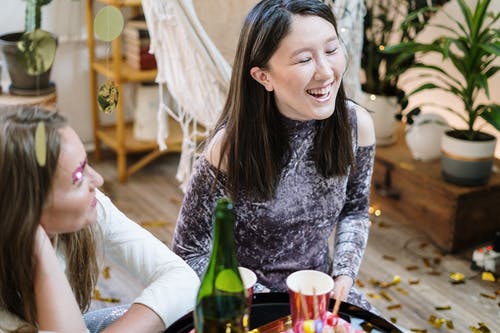 有关友谊, 在家, 女性的免费素材图片