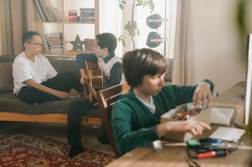 有关3C用品, 休闲, 原声吉他的免费素材图片