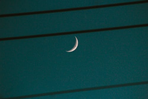 有关弯月, 晚上, 月亮背景的免费素材图片