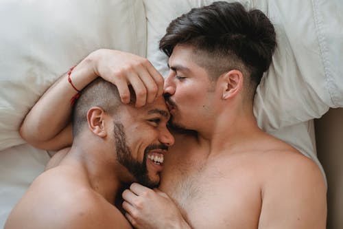 有关一对, 前额, 半裸的免费素材图片