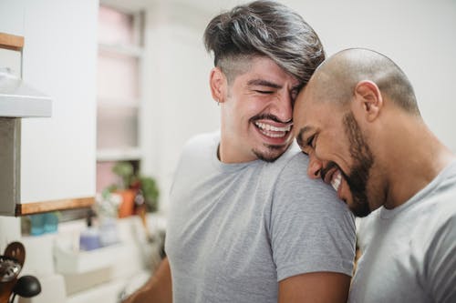 有关一起, 同性, 微笑的免费素材图片