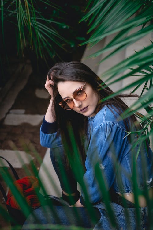 有关前景, 垂直拍摄, 墨镜的免费素材图片