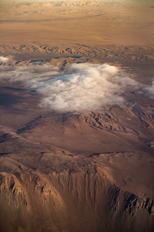 有关在云层之上, 垂直拍摄, 天性的免费素材图片