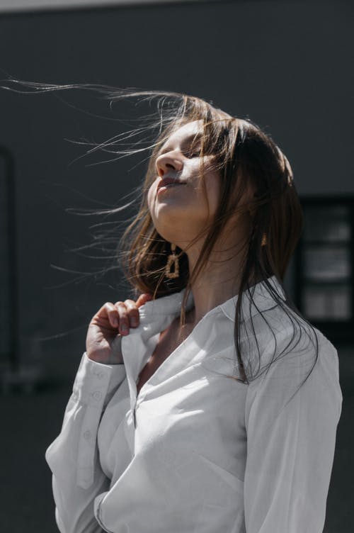 有关人, 垂直拍摄, 多风的免费素材图片