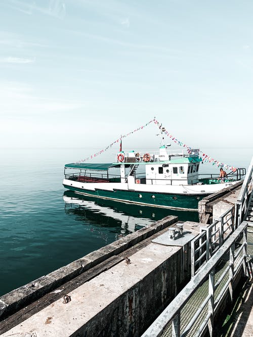 有关冒险, 冷静, 反射的免费素材图片