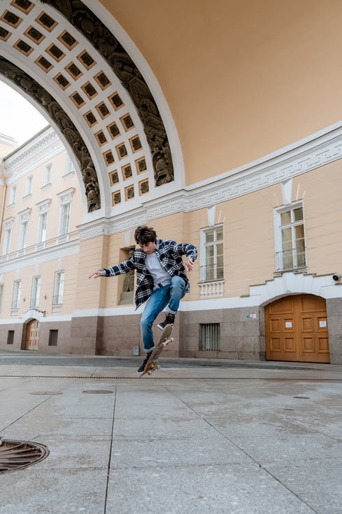 有关kickflip, 俄國, 俄語的免费素材图片