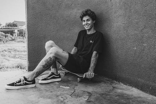 有关人, 刺青, 单色的免费素材图片