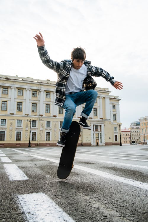 有关kickflip, 俄國, 俄語的免费素材图片