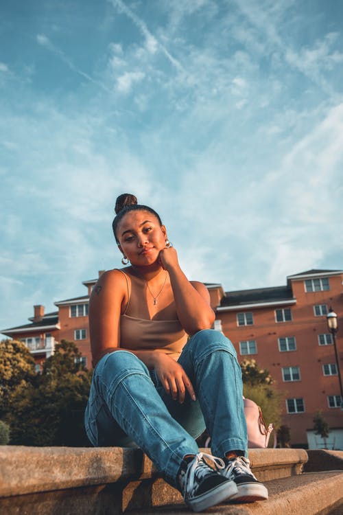 有关冷, 坐, 垂直拍摄的免费素材图片