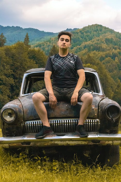 有关人, 保险杠, 兜帽的免费素材图片