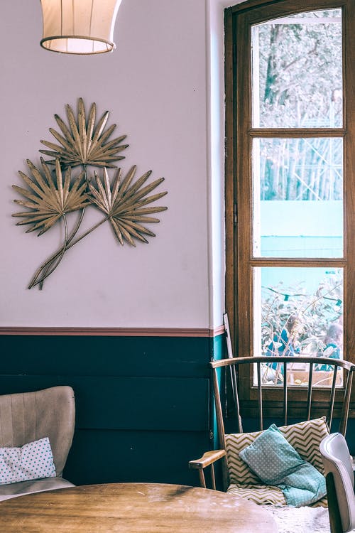 绿色棕榈树墙面装饰 · 免费素材图片