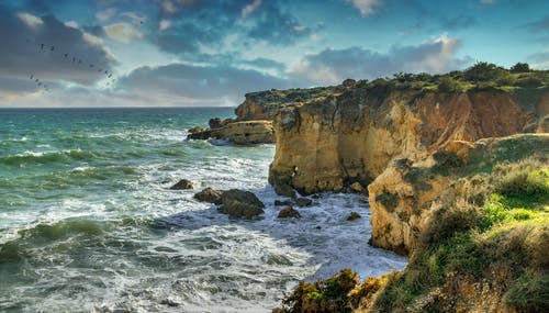有关夏天, 岩石, 懸崖的免费素材图片