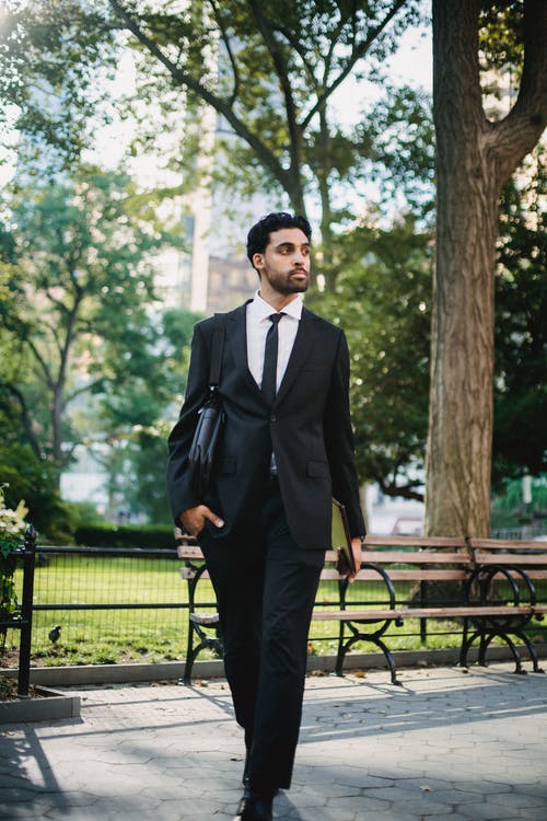 有关人, 垂直拍摄, 有胡子的人的免费素材图片