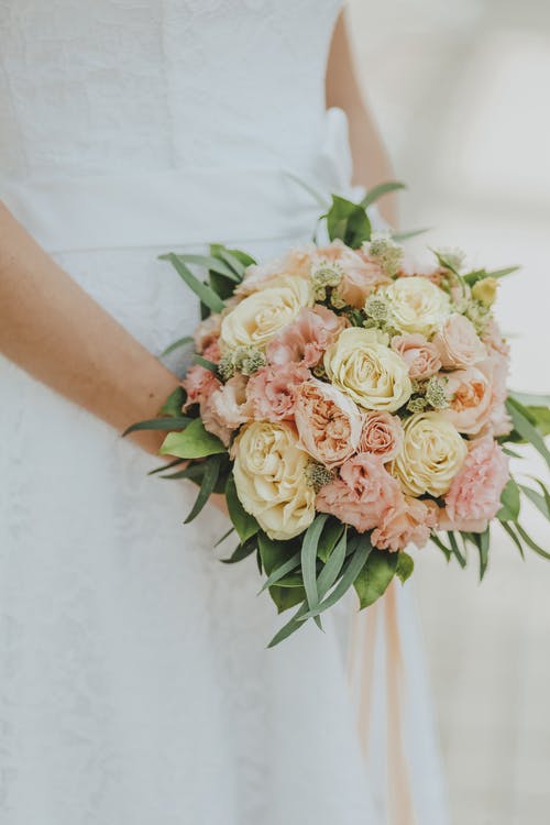 温柔的婚礼花束优雅的花朵 · 免费素材图片