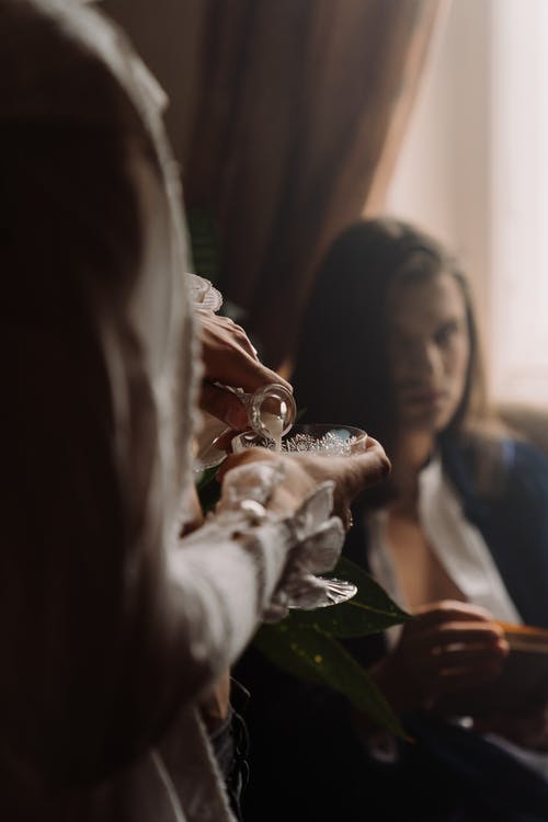 有关不露面, 做样子, 倾注的免费素材图片