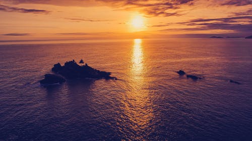 有关光, 冷静, 反射的免费素材图片