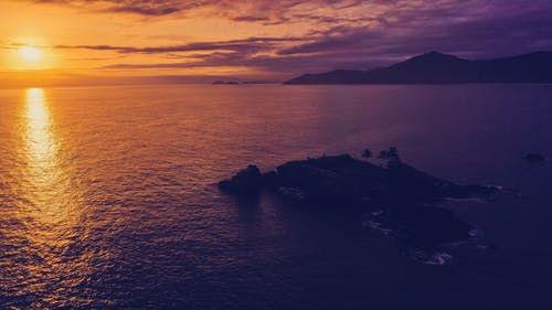 有关光, 冷静, 反射的免费素材图片