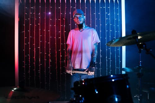 有关人, 仪器, 刺青的免费素材图片