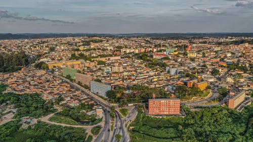 有关不动产, 交通, 住宅的免费素材图片