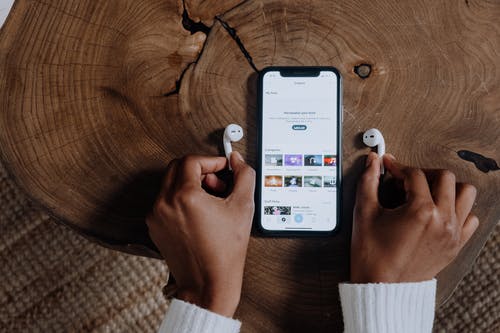 有关airpods, Flatlay, iPhone的免费素材图片