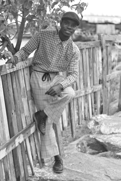 有关人, 单色, 垂直拍摄的免费素材图片