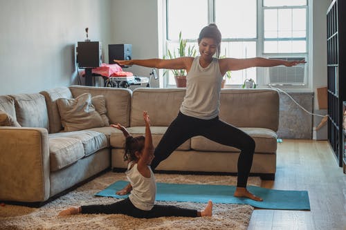 有关virabhadrasana, 一起, 世代的免费素材图片