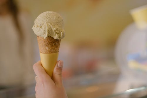 有关冰淇淋, 冰淇淋甜筒, 可口的的免费素材图片