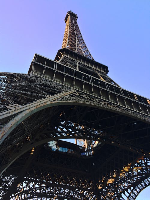有关低角度拍摄, 垂直拍摄, 巴黎的免费素材图片