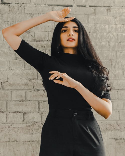 有关优雅, 可爱, 咖啡色头发的女人的免费素材图片