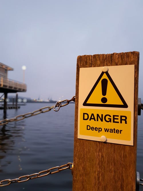 有关危险, 垂直拍摄, 木板的免费素材图片