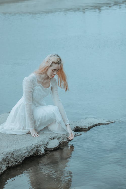 有关侧面图, 优雅, 全身的免费素材图片