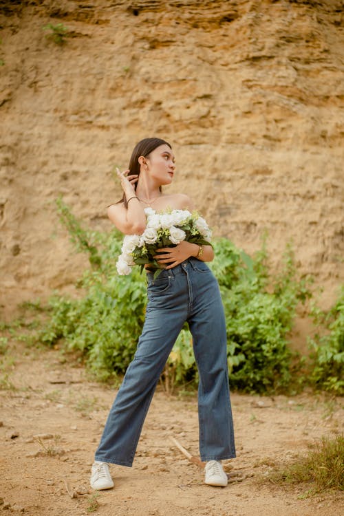 有关乳房, 全身, 冷静的免费素材图片