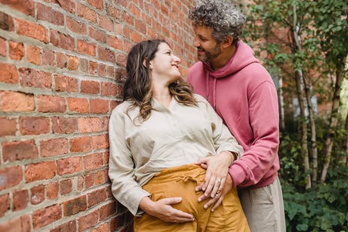 恩爱夫妻一起度过时间 · 免费素材图片